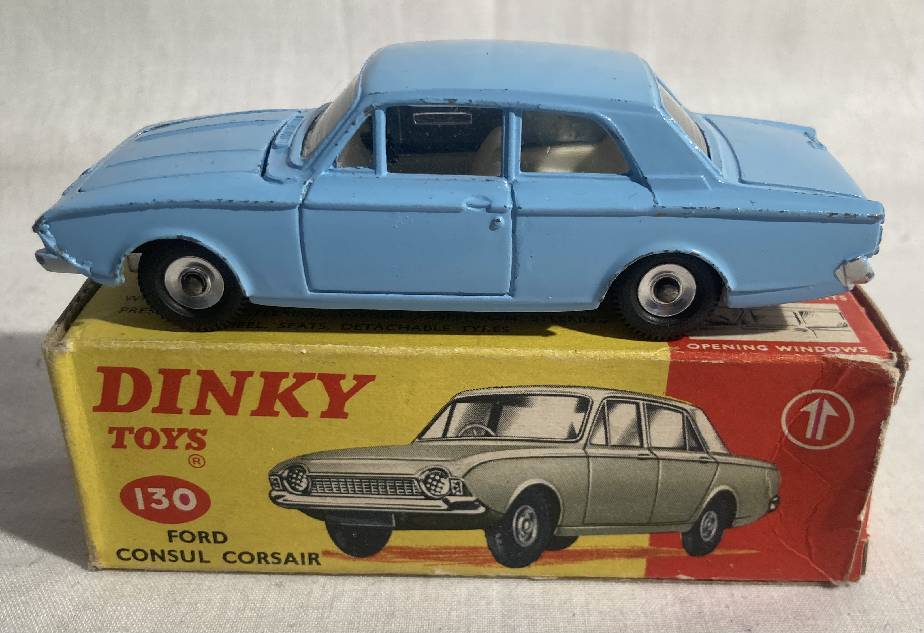 Dinky: A boxed Dinky Toys, Ford Consul Corsair 130, together with another boxed Dinky Toys Ford - Image 7 of 7