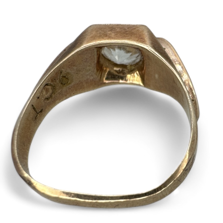 A white sapphire set yellow metal ring, testing as 9ct gold.  Size M. Gross weight approximately 4. - Image 2 of 3