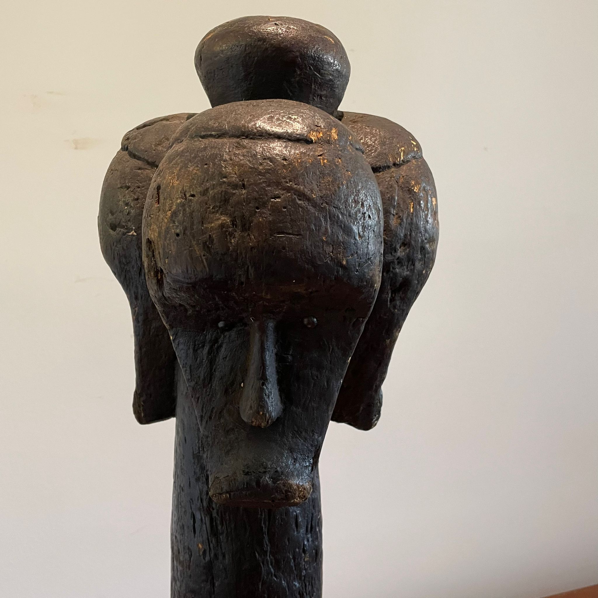 ***AWAY*** A carved African tribal three-headed marker approximately 19cm by 20cm by 62cm tall. - Image 4 of 4