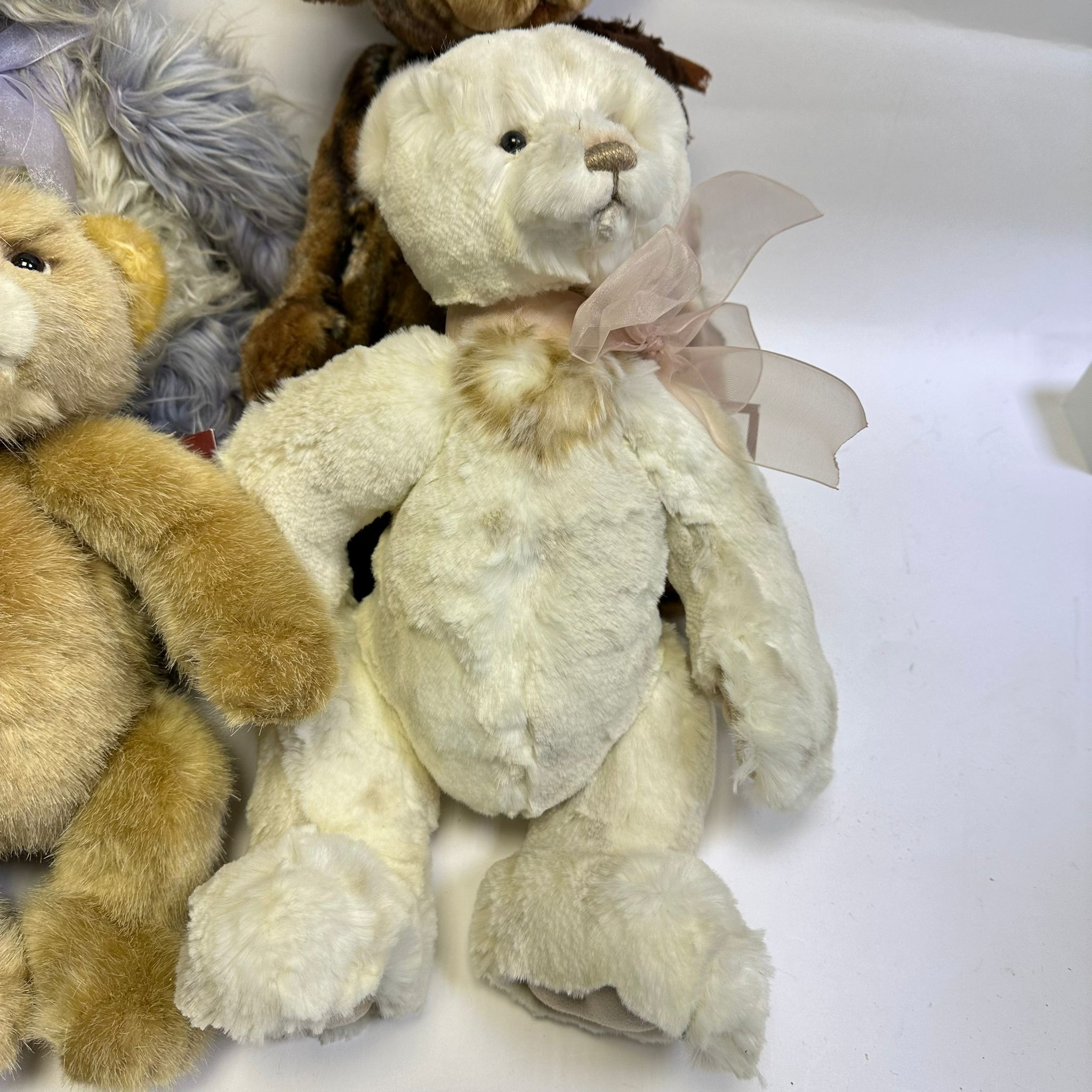 A Group Of 4 Charlie Bear Soft Toys Including Verity 42cm, Bashful 40cm, Jane 40cm & Savannah 30cm - Image 5 of 5