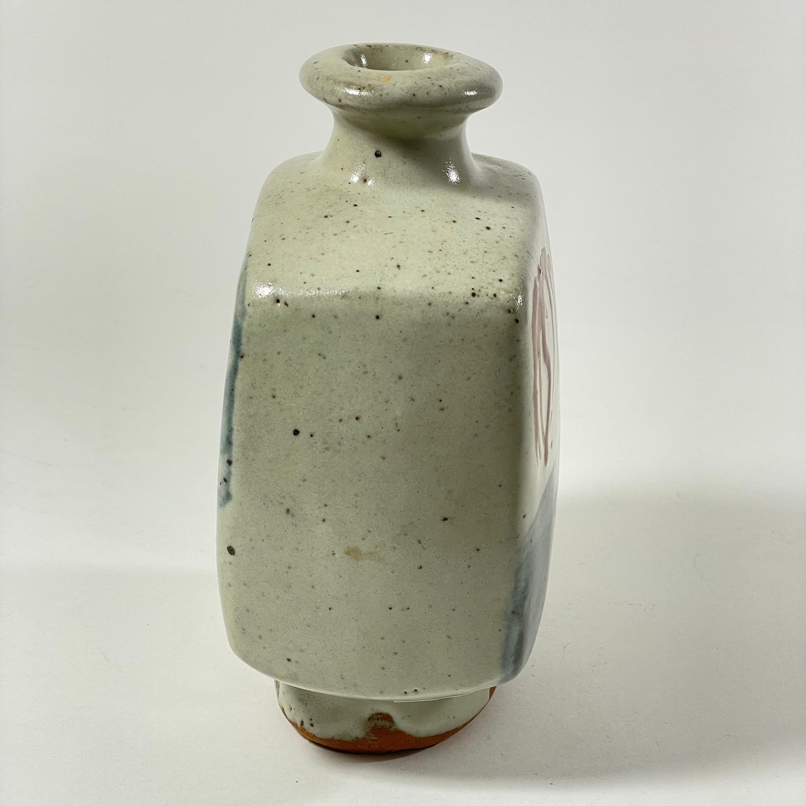 Attributed To Bernard Leach Unmarked Stoneware Bottle Vase Of Square Form Pale Grey With Alternating - Image 4 of 8