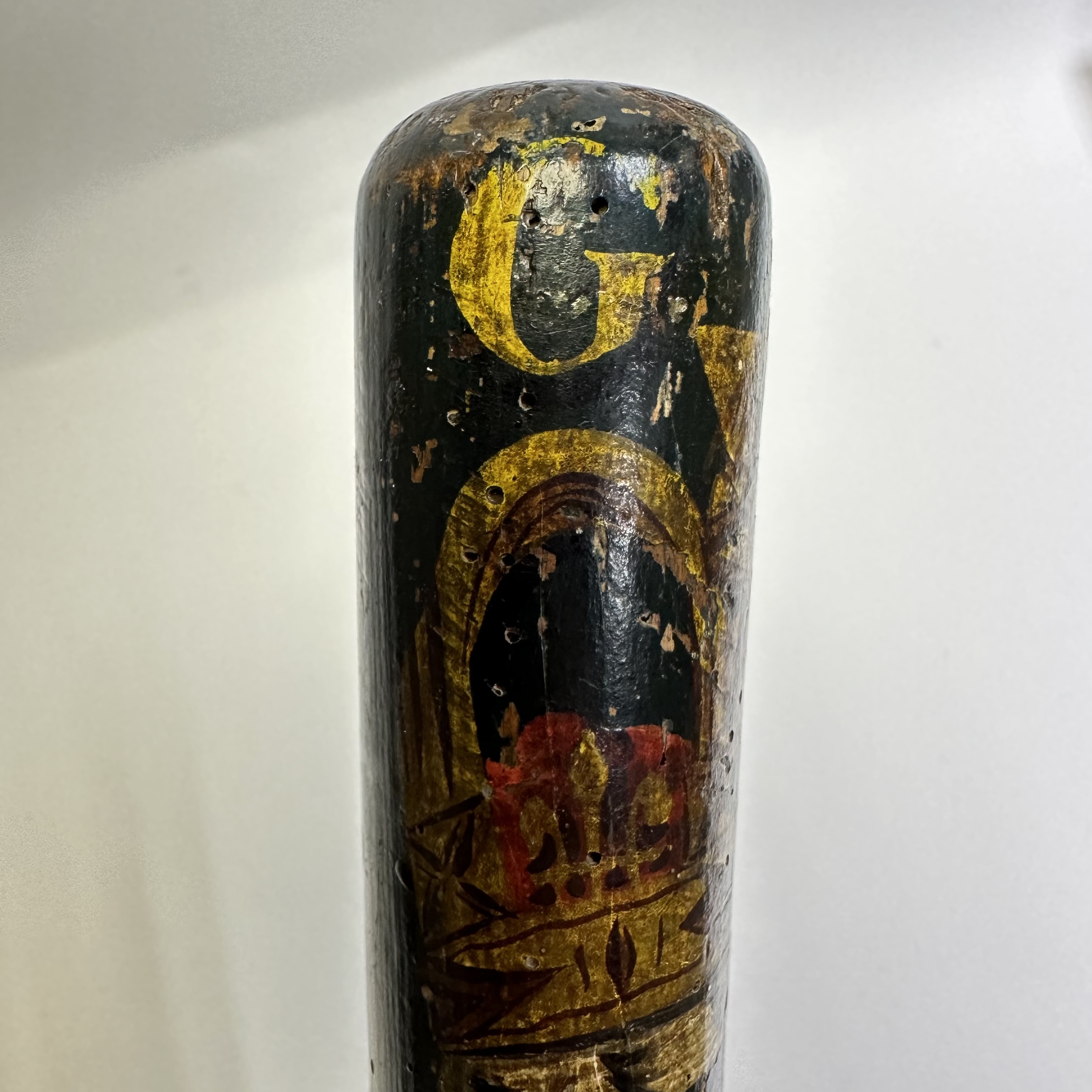 19th Century George IV painted police truncheon decorated with Armorial Crest. Approximately 48cm - Image 2 of 8