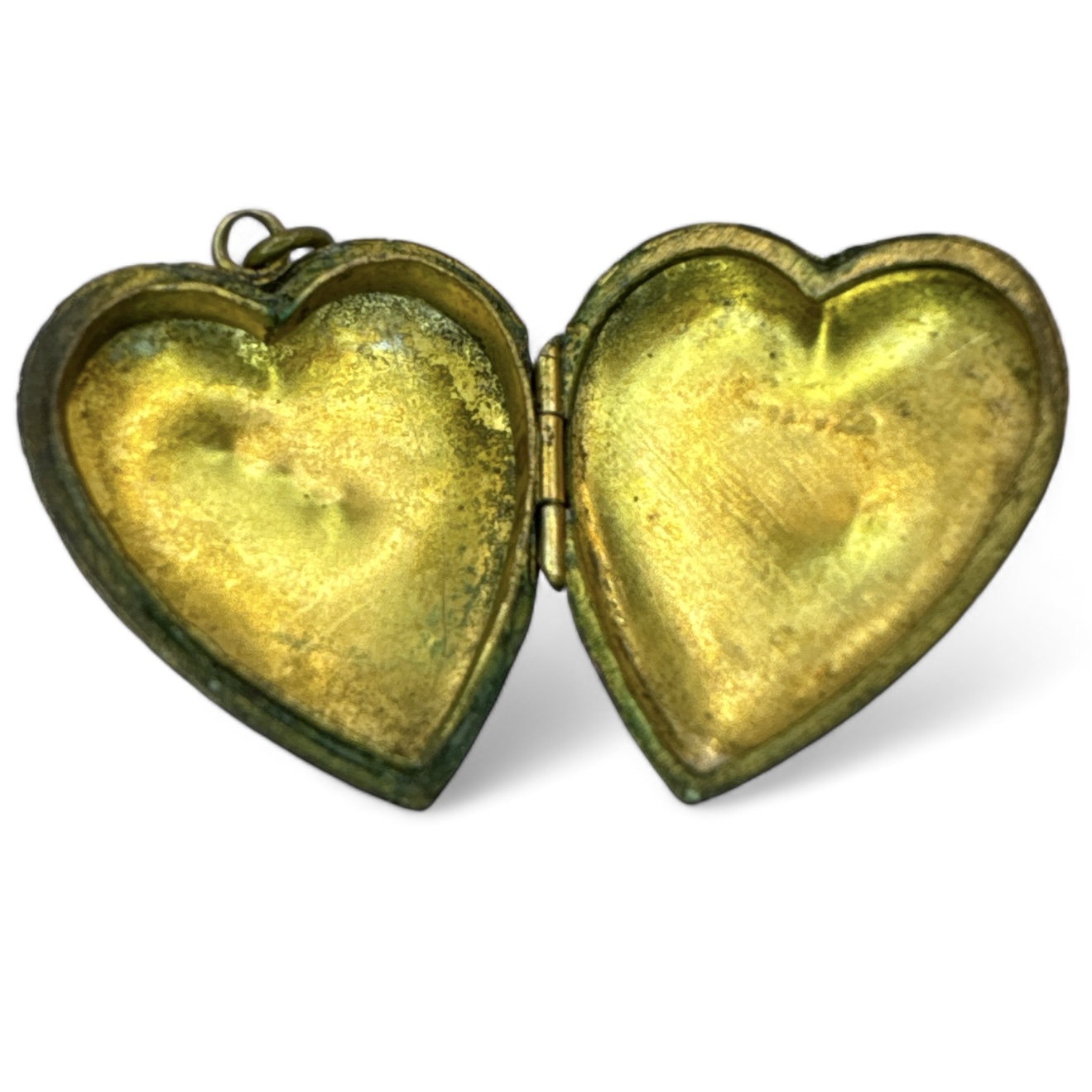 An engraved heart shaped "9ct Back and front" locket. Gross weight approximately 4.00 grams. - Image 3 of 3
