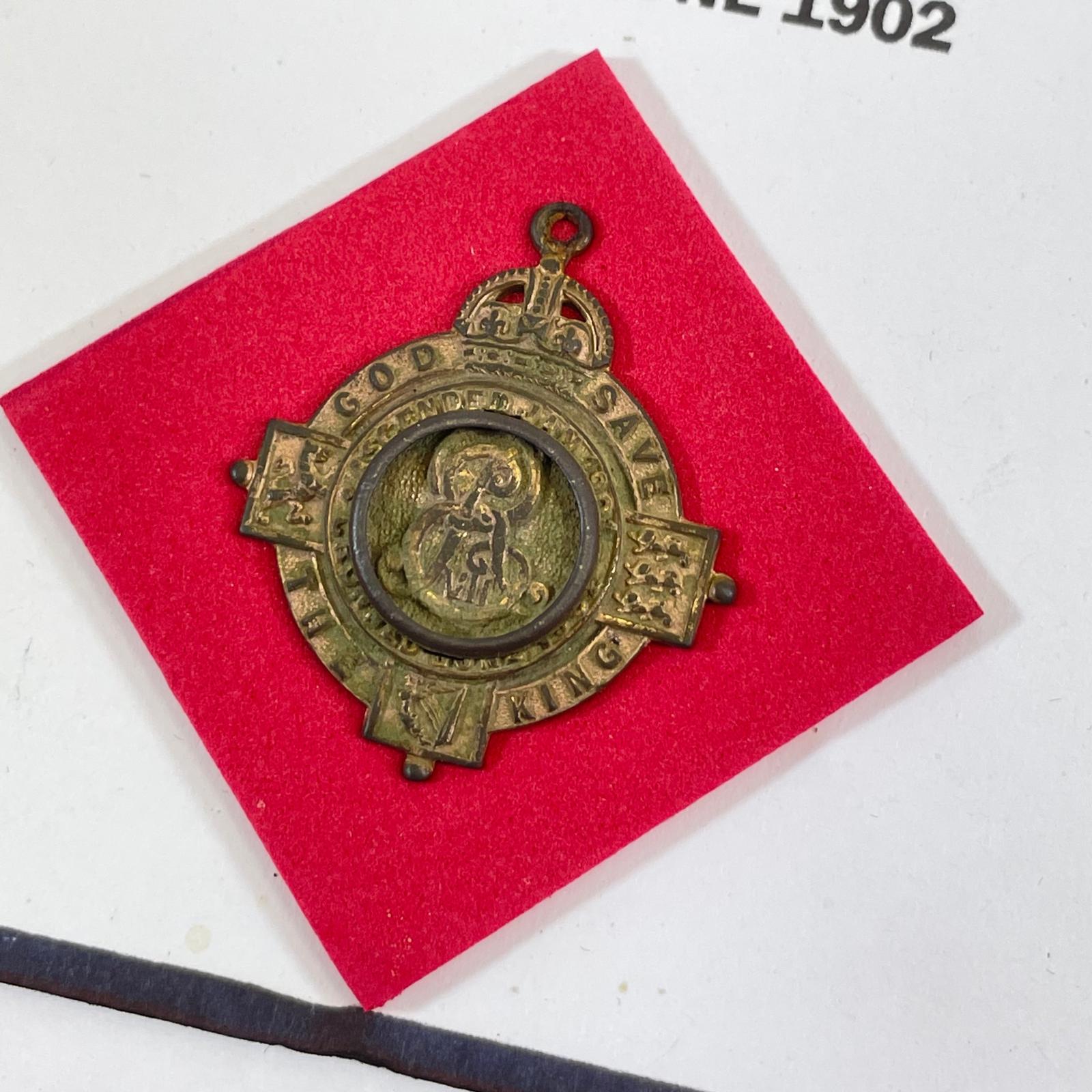 ***RE-OFFER 9 AUGUST COINS & MILITARIA AUCTION  REVISED ESTIMATE £40-£60*** A Collection of - Image 3 of 8