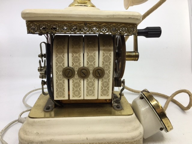 A vintage white bell telephone (MADE IN DENMARK) - Image 2 of 6