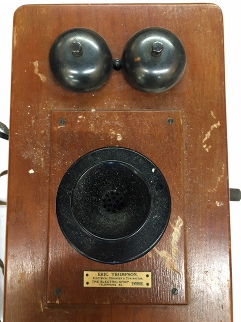 A vintage Eric Thompson telephone (a/f) - Image 2 of 5