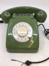 A vintage green bell telephone (ITI)