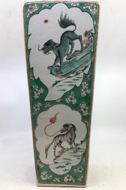 A Chinese vase, H:49cm approx. (a/f) - Image 3 of 8