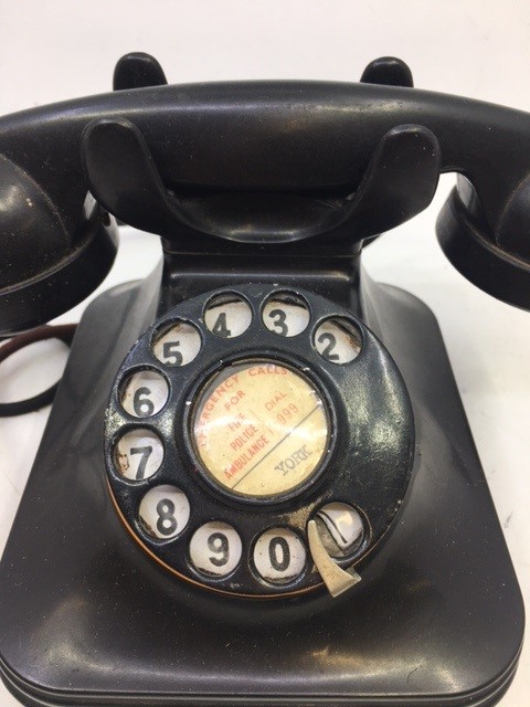 A vintage bell telephone (上活) - Image 2 of 4