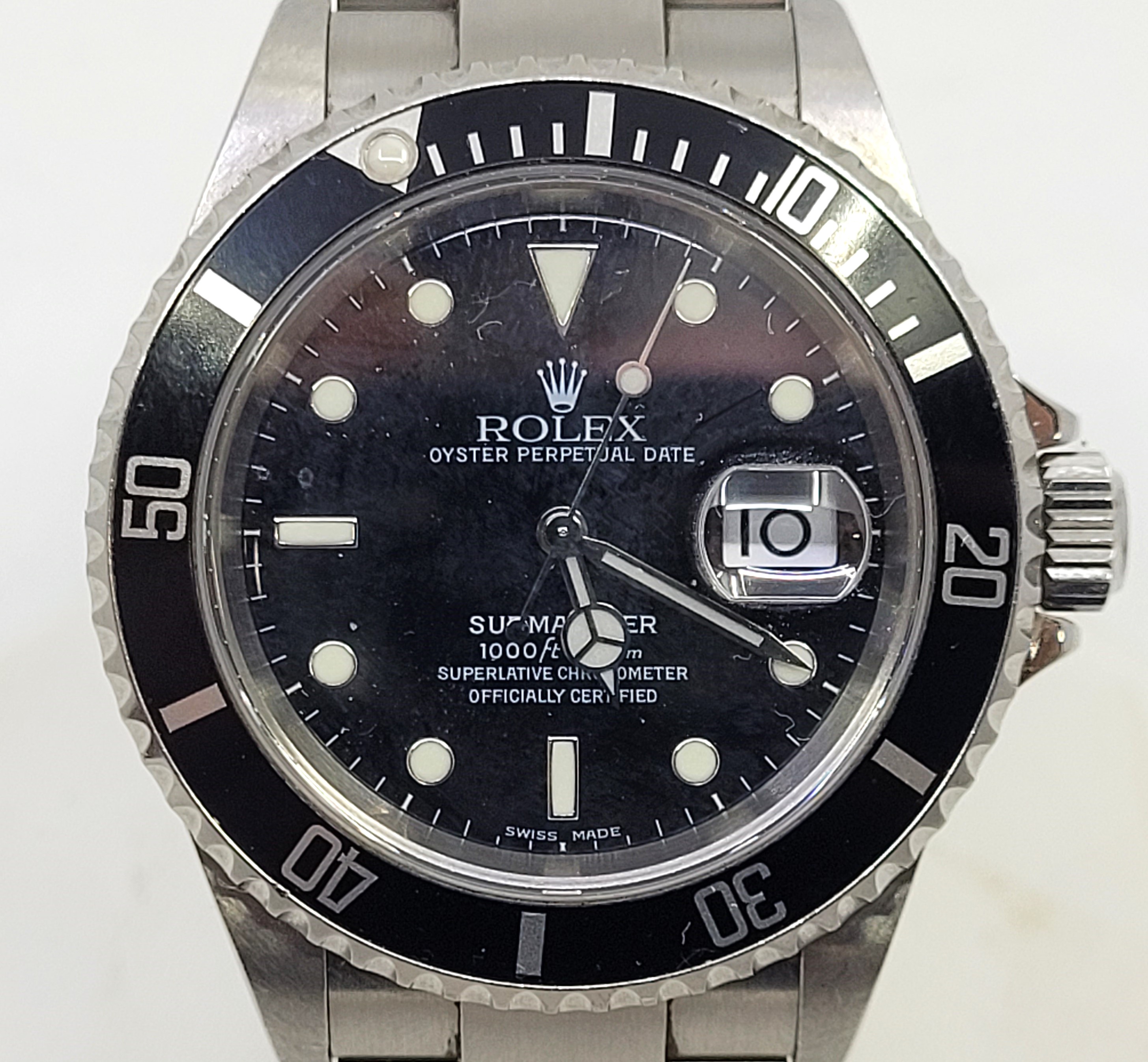 Rolex Oyster Perpetual Date "Submariner" Superlative Chronometer stainless steel gentleman's
