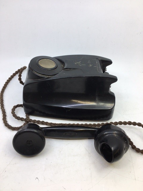 A vintage black bell telephone (333CB/ E57/1) - Image 2 of 4