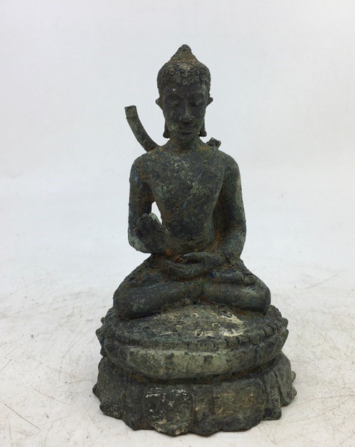 A Chinese bronze figure of Buddha, H:12.5cm (a/f)