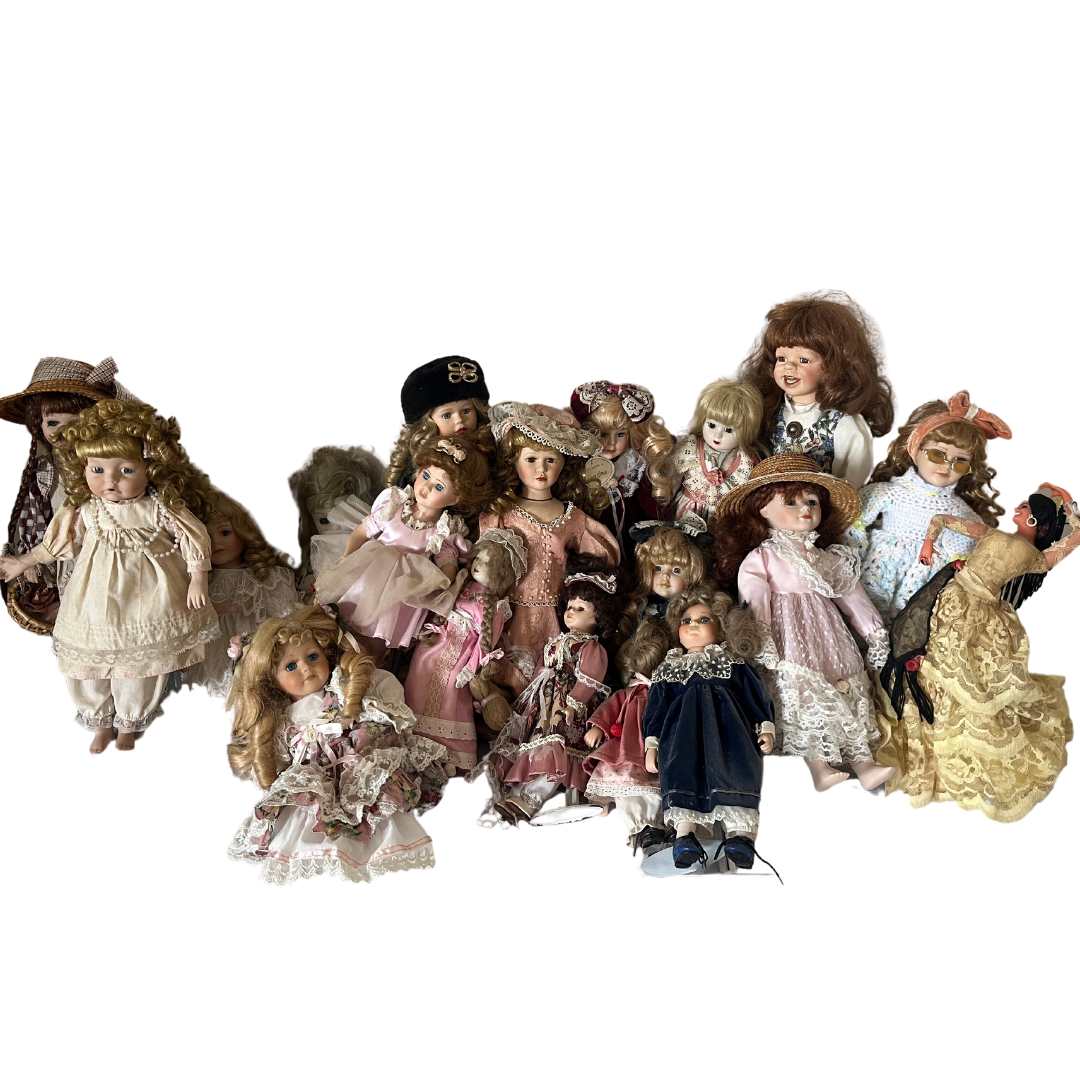 A large selection of modern, porcelain collectable dolls in various conditions. (qty a/f two boxes)