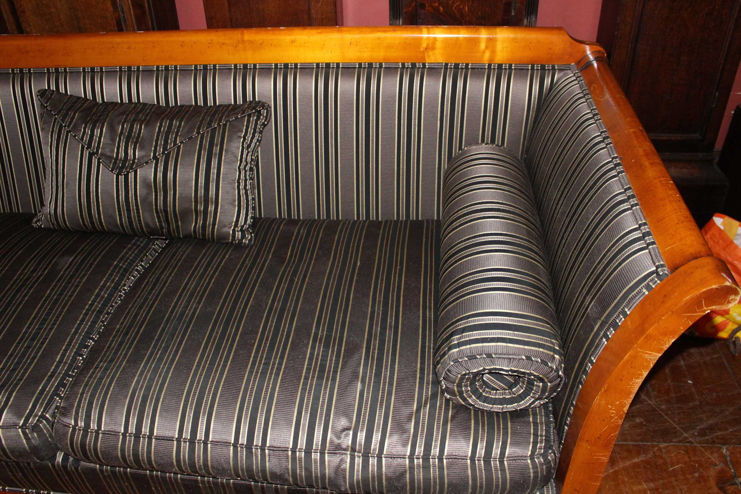 Cherrywood antique style 3 seater wooden framed sofa very good but used condition to include 2 x - Image 4 of 5