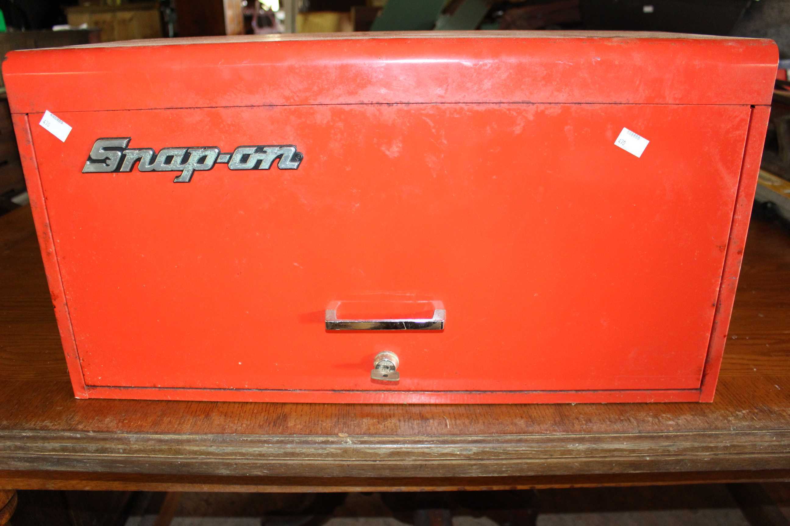 Snap on tool box to include Snap on sockets and large selection of other branded tools and - Image 9 of 10