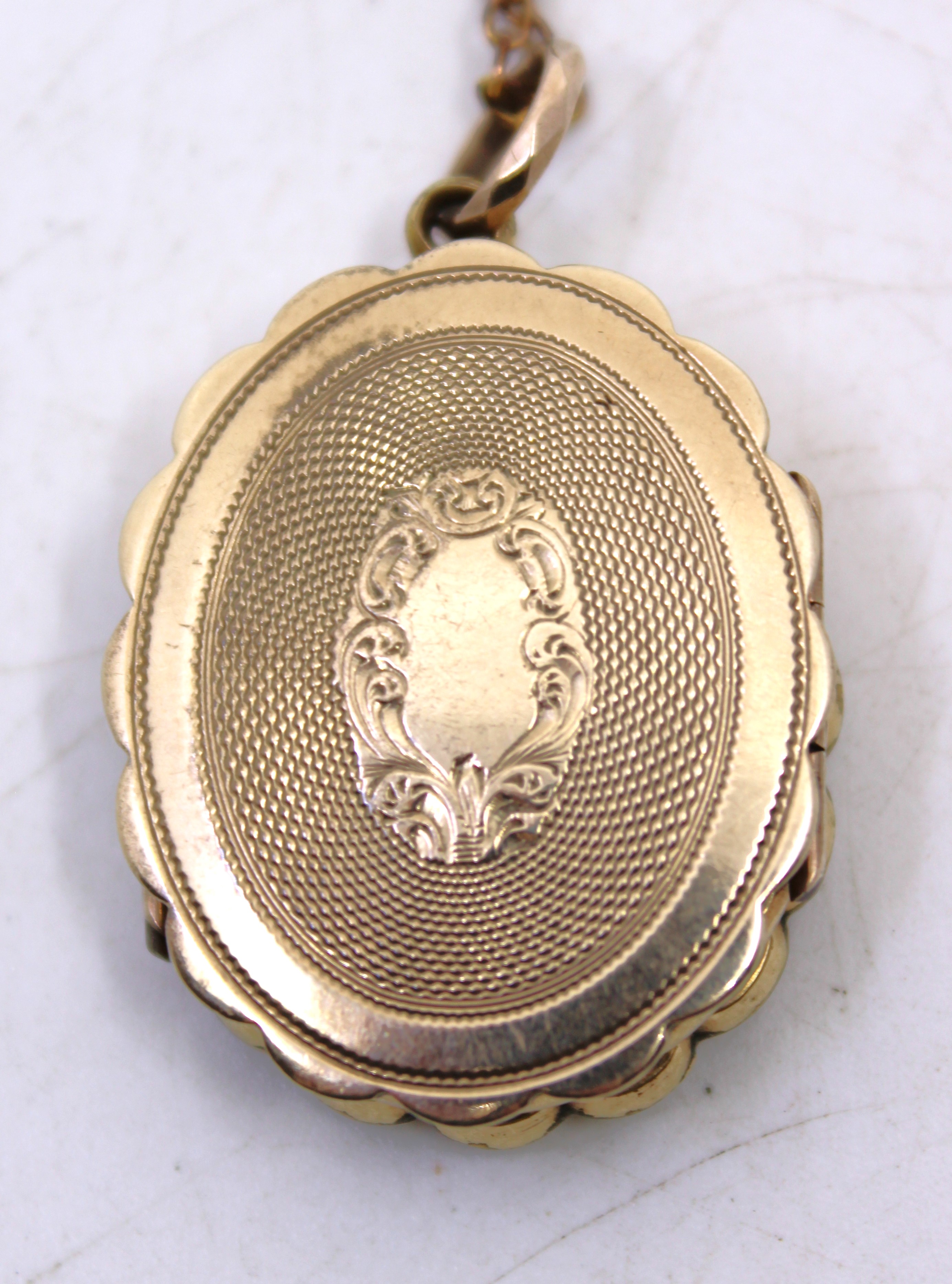 Unmarked Yellow Gold Locket and Necklace.  The Locket measures approx. 3cm length x 2.5cm width. - Image 2 of 2