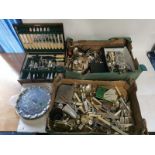 A collection of miscellaneous silver plated cutlery and silver plated items, to include an oak cased