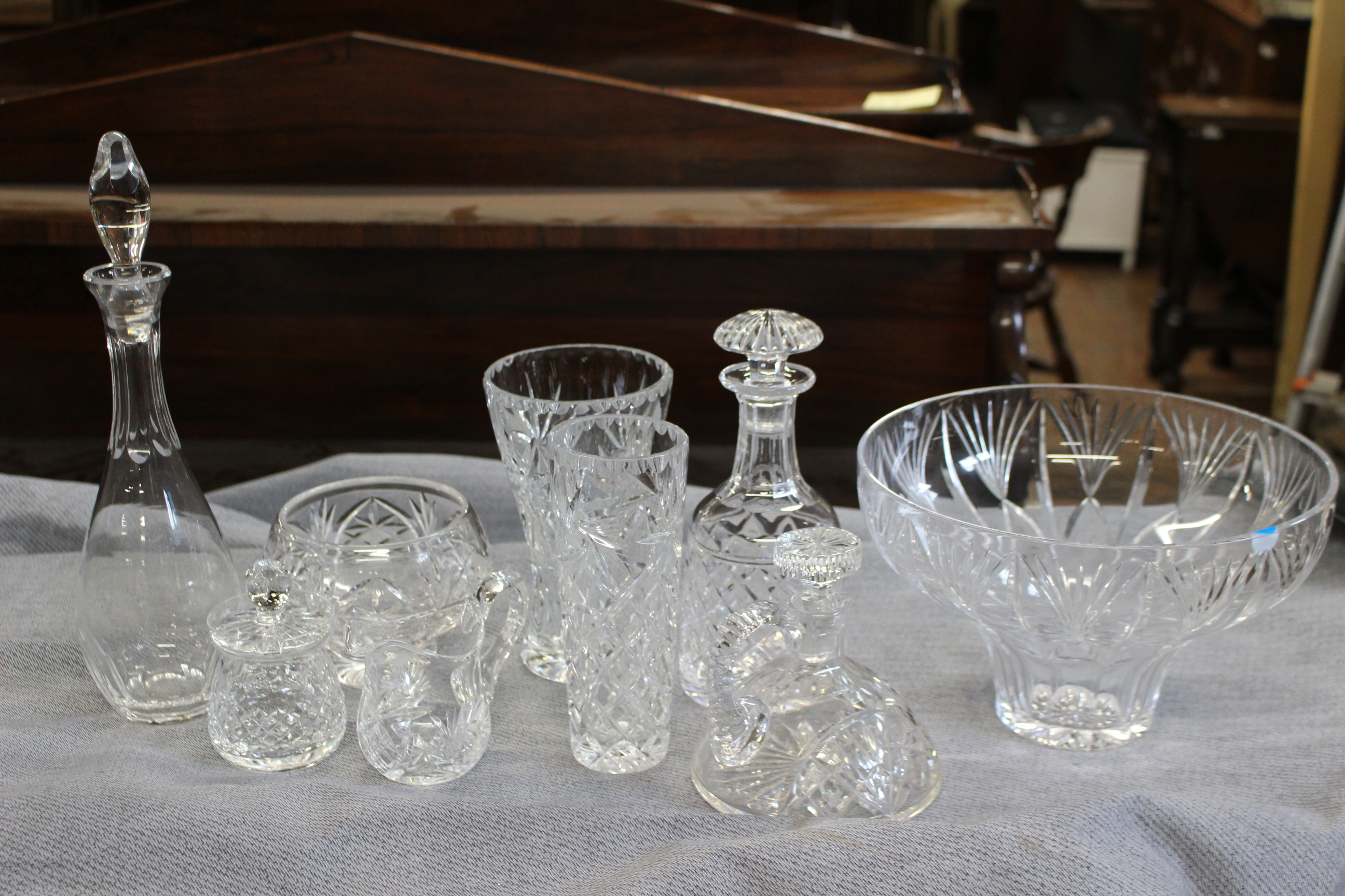 Collection of various lead crystal plus set of 6 x red drinking glasses with gold gilt floral