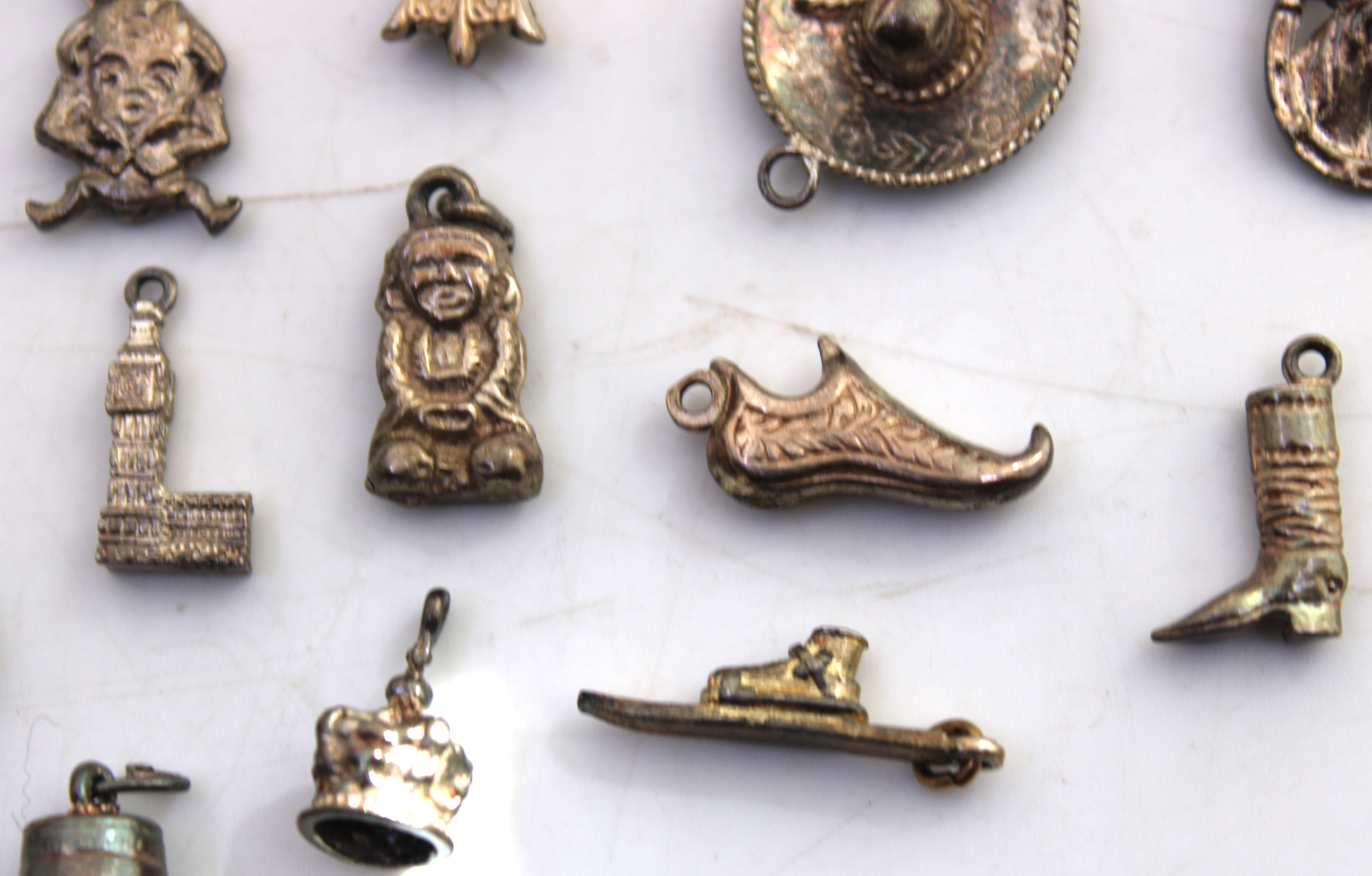 Selection of Sterling Silver and Unmarked White Metal Charms. To include a Genie Lamp, Witch on a - Image 4 of 5