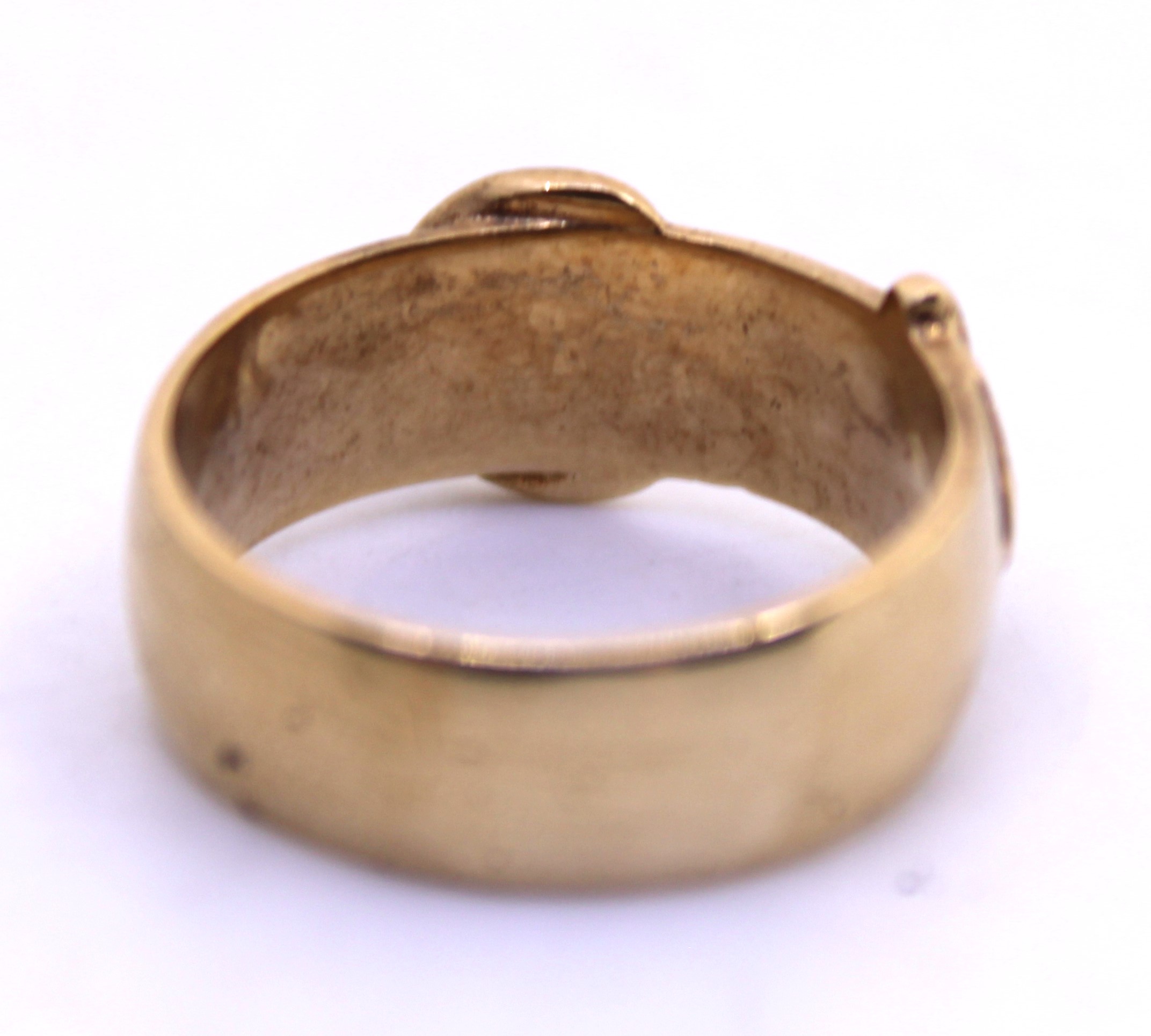 9ct Yellow Gold Buckle Ring.  Ring Size M 1/2 centre.  Total weight is approx. 4.8 grams. - Image 3 of 3