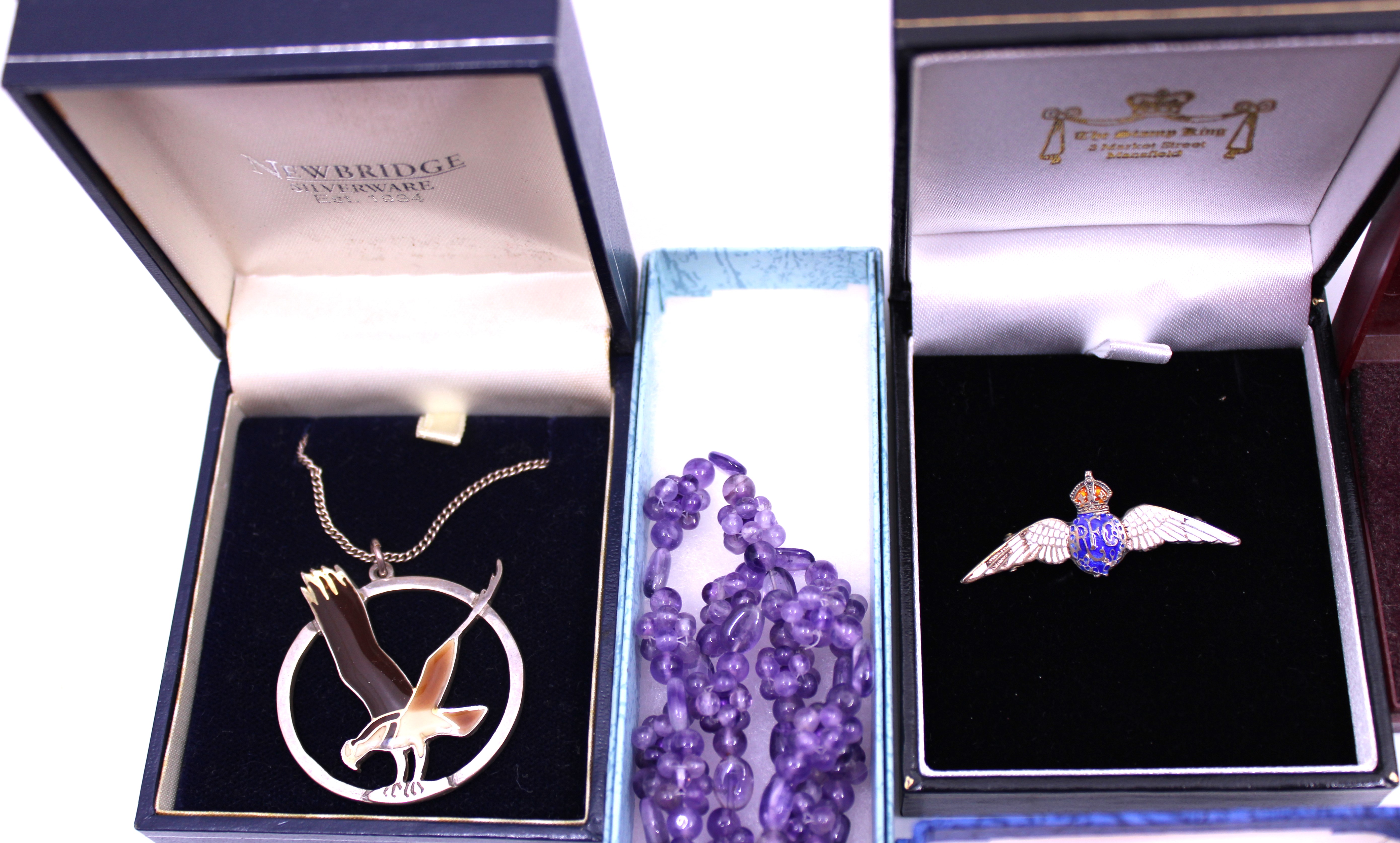 Selection of Costume Jewellery and Sterling Silver Jewellery in Jewellery Box. To include a Sterling - Image 5 of 5