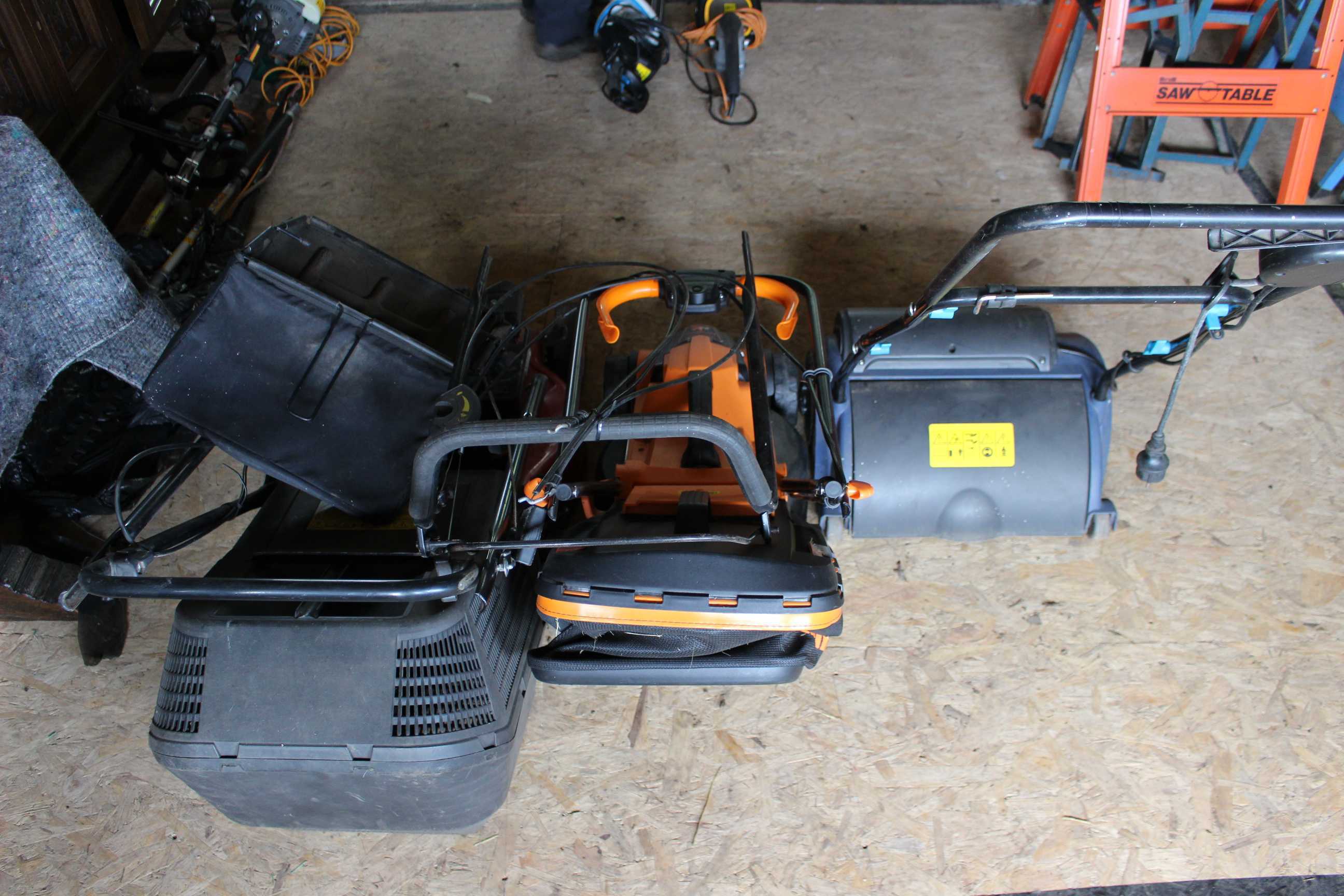 2 x garden Mowers & 1 x lawn rake, all sold as untested. - Image 5 of 5