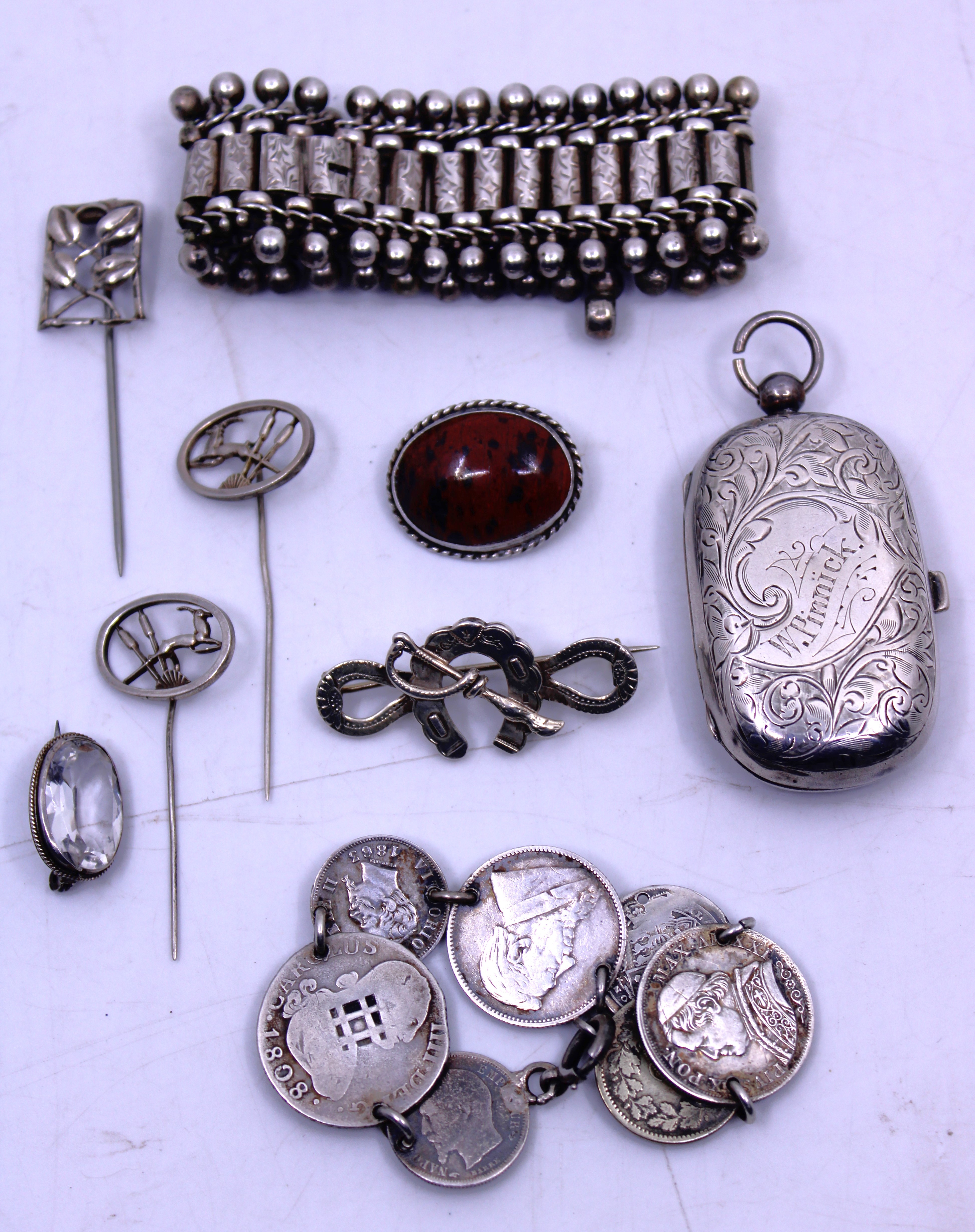 Selection of Sterling Silver and Unmarked White Metal Jewellery & Silver Double Sovereign Case.  The