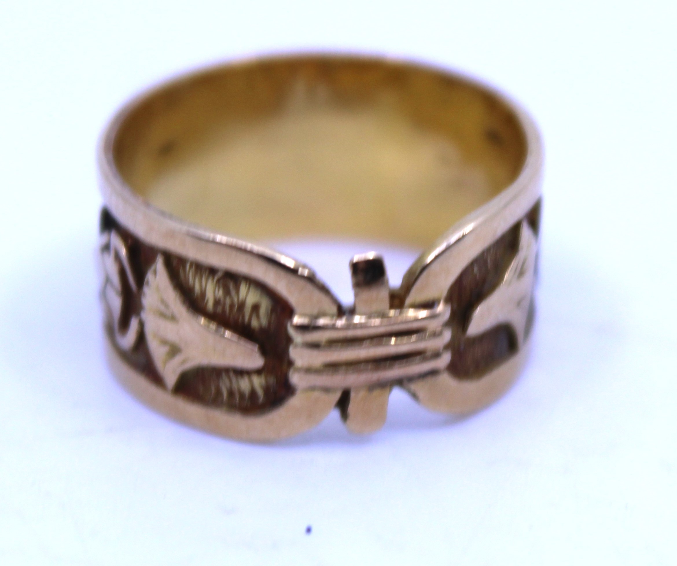 Two Unmarked Yellow Metal rings.  To include a unmarked yellow metal ring with Egyptian symbols - Image 5 of 5