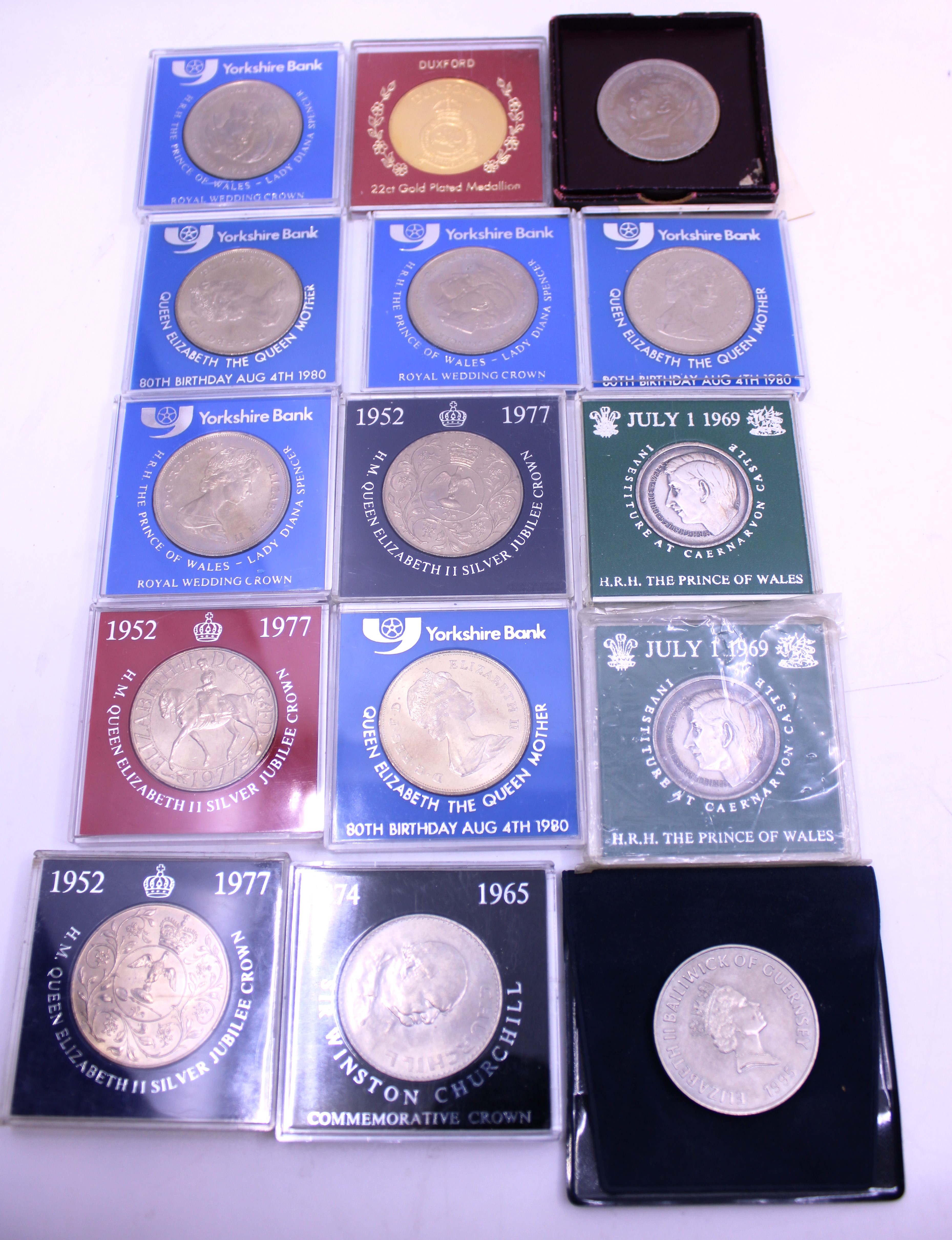 Collection of Collectors Coins.  To include a 2018 Full Set A to Z Alphabet 10p coins in Change - Image 2 of 7