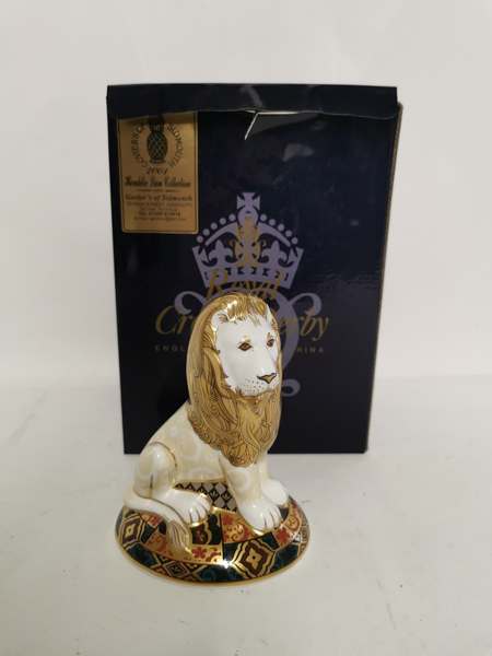 Royal Crown Derby Heraldic Lion English bone china paperweight. 412/2000. (1)