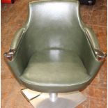 Retro style barbers/salon chair chrome trim finish and rise and fall lift system fully working