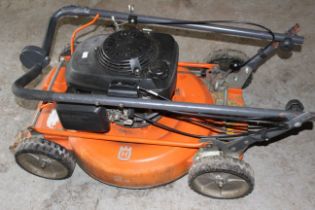 Husqvarna pull start petrol lawn mower with large cutting area. (selling as untested)