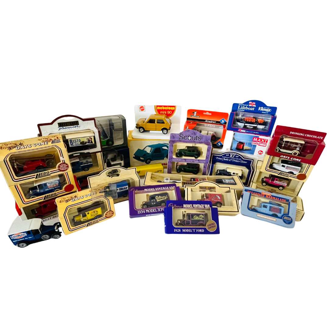 A collection of collectable die-cast vechicles to include: a boxed 1980 Mattel Mebetoys Mini 90 in