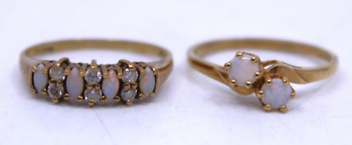 Two 9ct Yellow Gold Opal rings. To include a 9ct Yellow Gold Two Stone Opal ring.  This ring