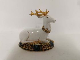 A Royal Crown Derby Heraldic series 'White Hart' paperweight 507/2000. (1)