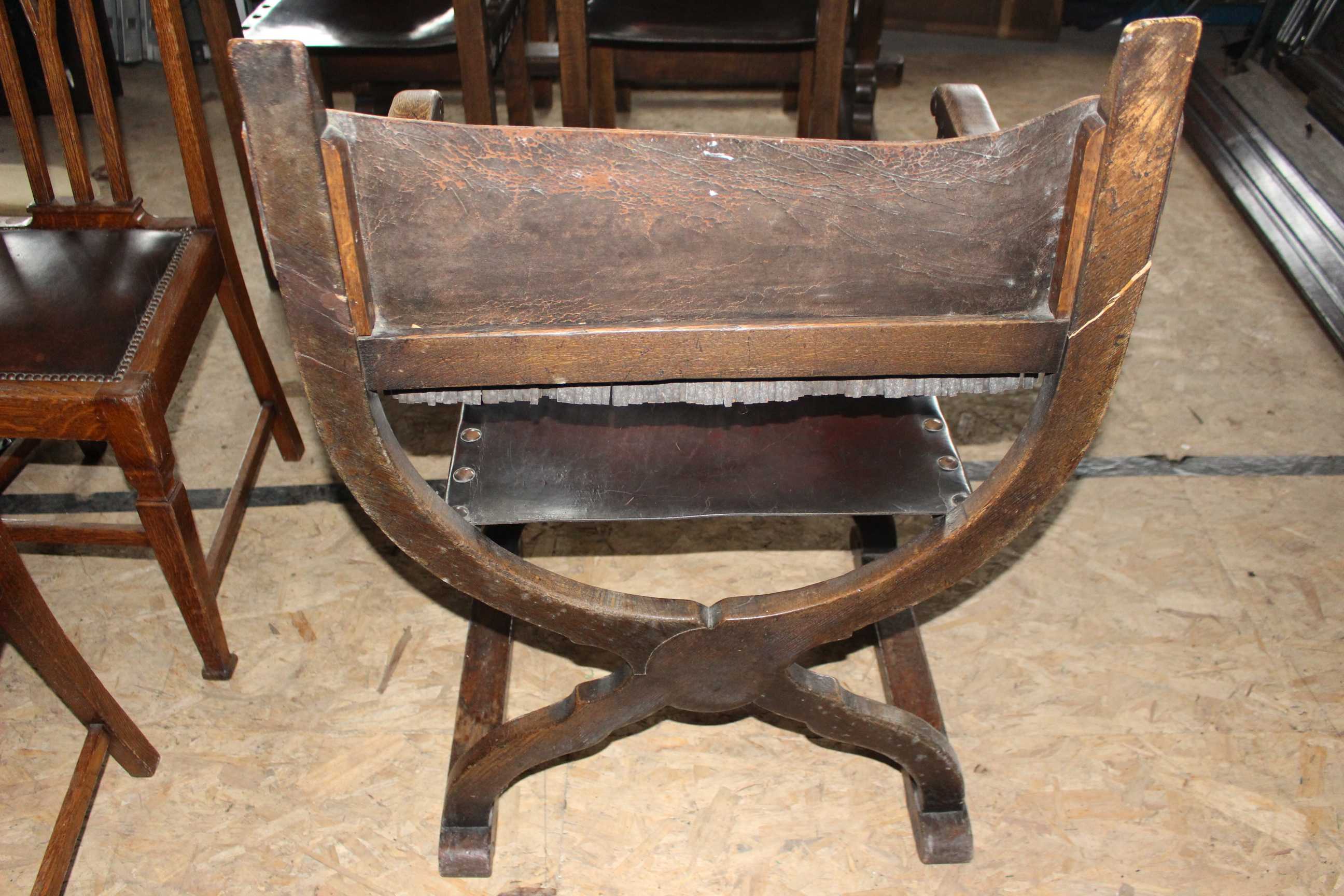 A 1930s oak dining room draw leaf table. Complete with 4 x leather seated chairs and 1 x arts and - Image 8 of 9