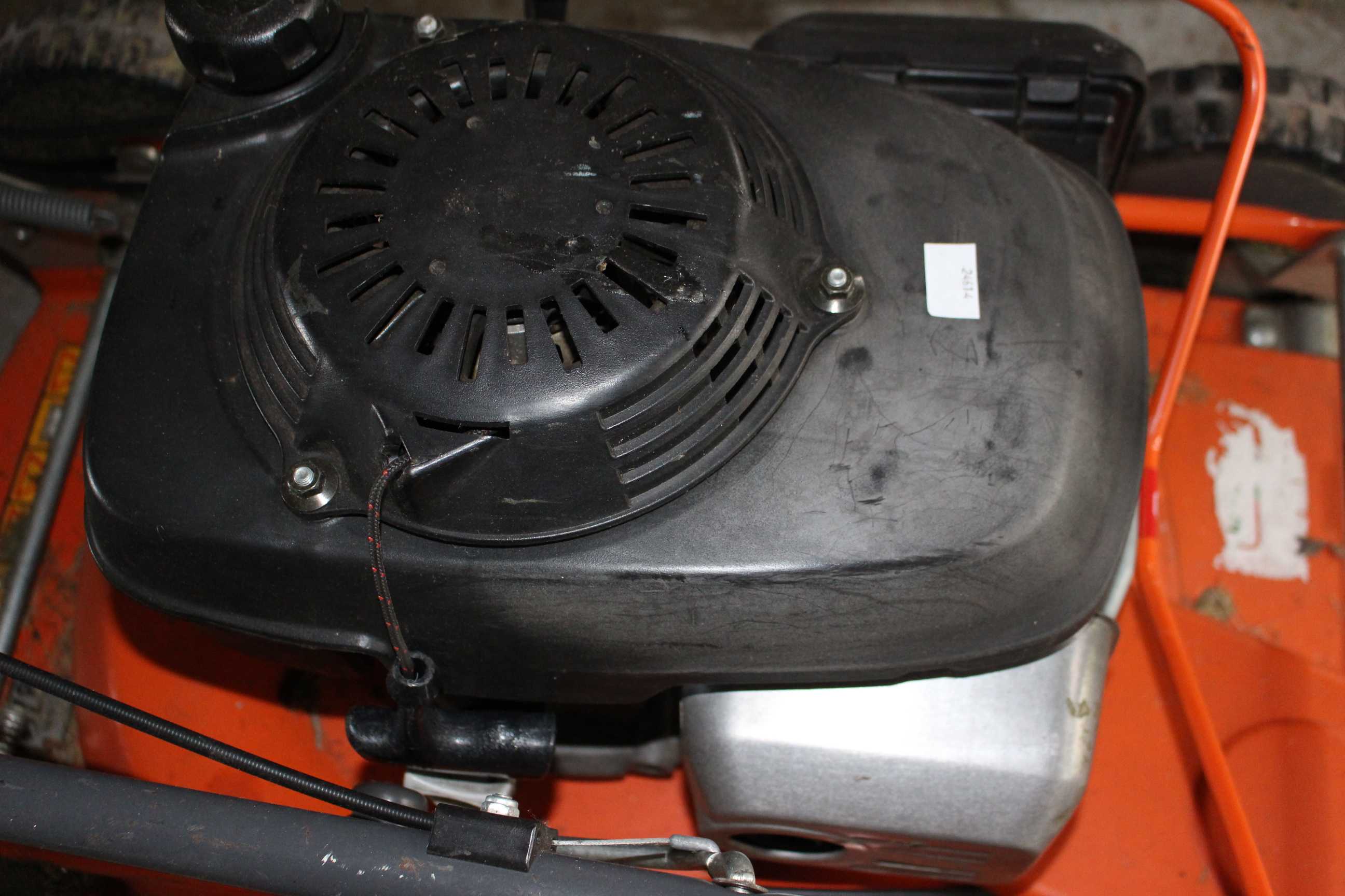 Husqvarna pull start petrol lawn mower with large cutting area. (selling as untested) - Image 4 of 4