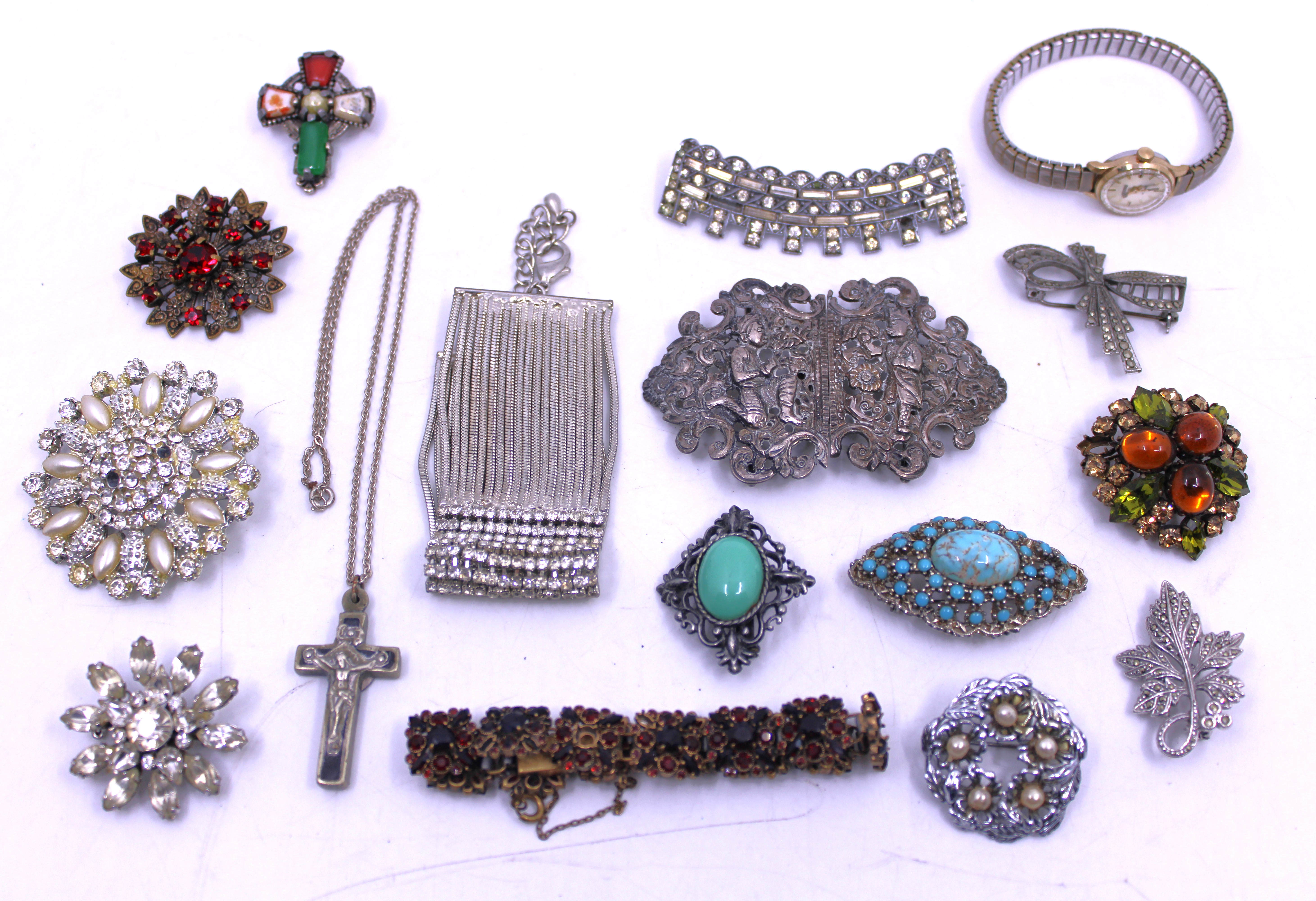 A selection of Costume Jewellery. To include an Unmarked White Metal Indian Design Nurses Belt