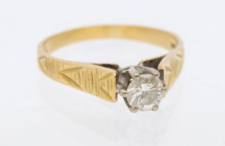 18ct Yellow Gold approx. 0.50ct Solitaire Round Brilliant Cut Diamond ring.  The Round Brilliant Cut