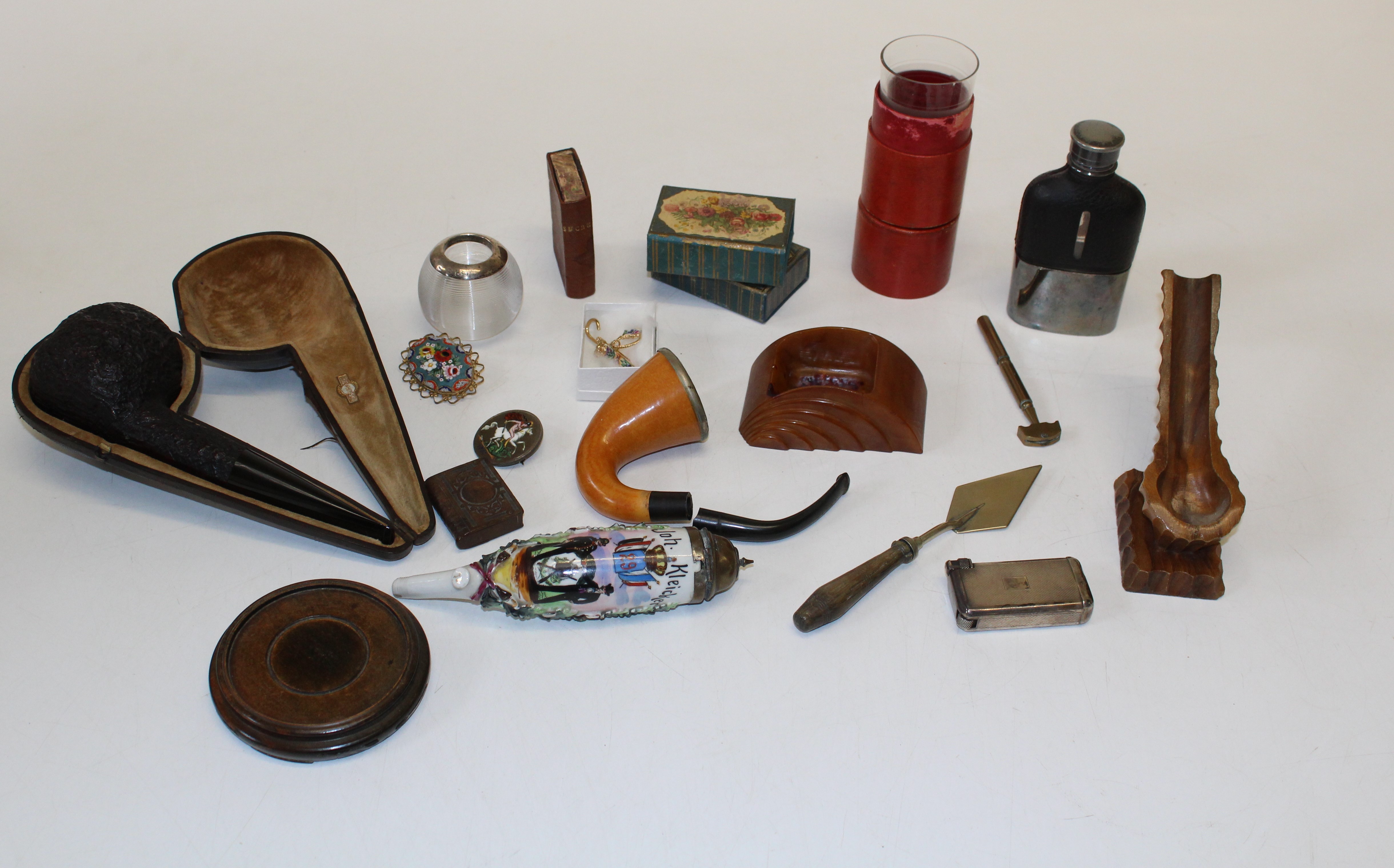 A mixed lot of collector's items, to include a case Dunhill White Spot pipe, a German porcelain 1906