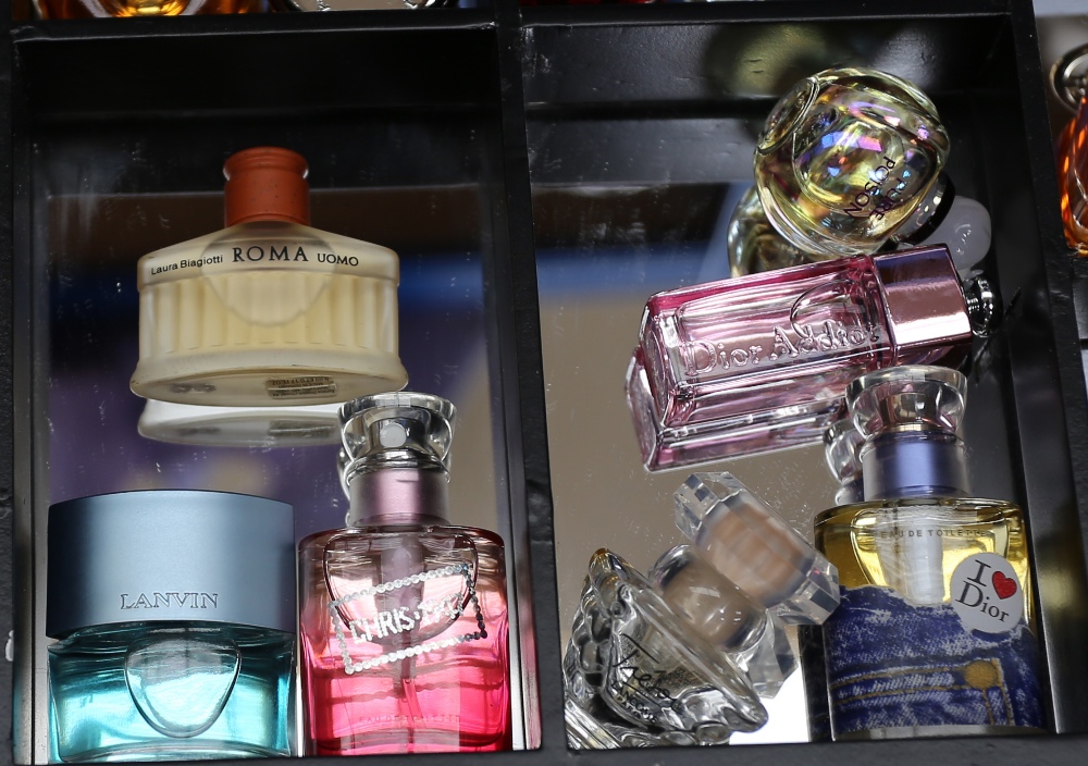 A collection of thirty-nine miniature perfume bottles and samples, comprising vintage and later - Image 3 of 7