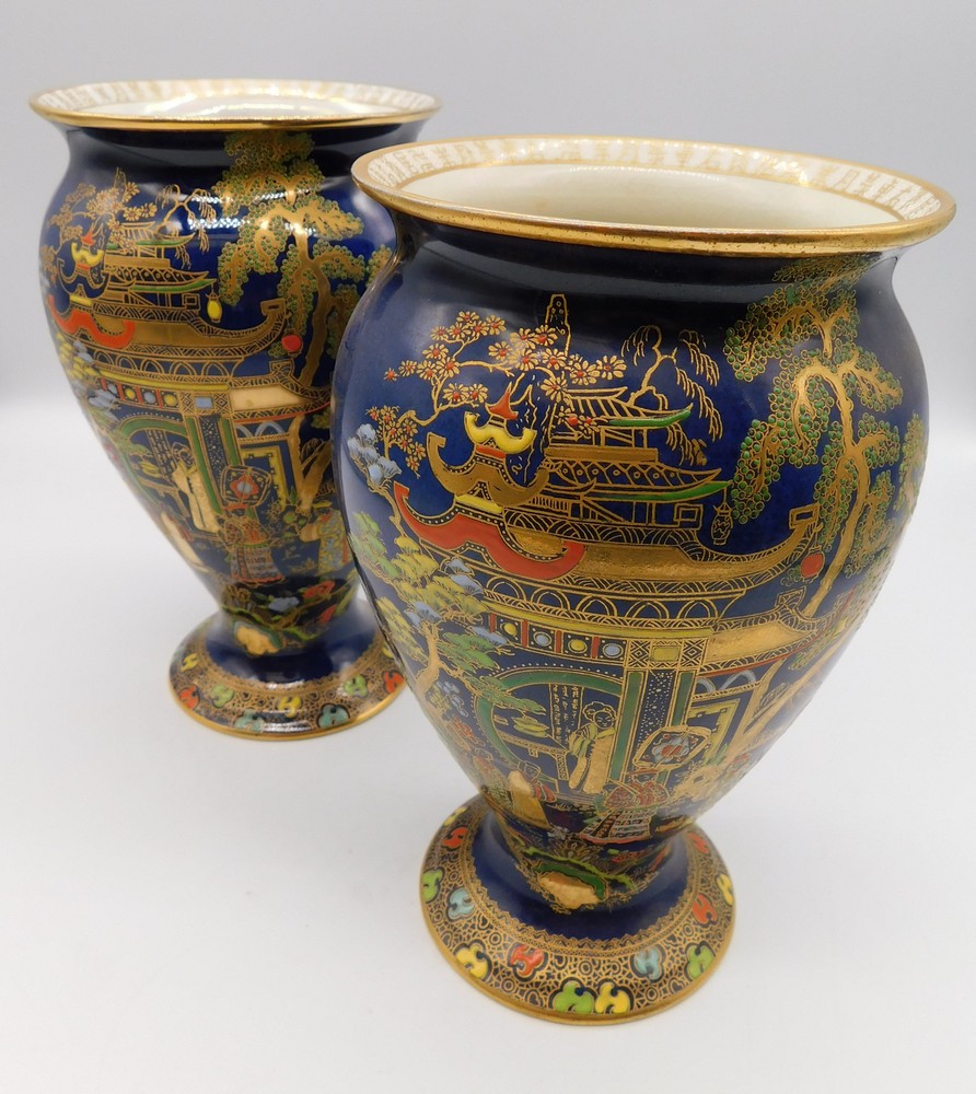 A pair of Carlton ware vases in the Temple design, c1940 , usual marks to bases (2) - Image 3 of 6