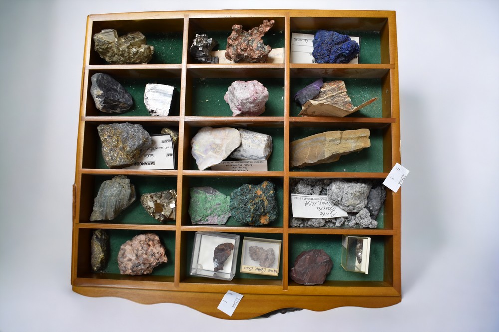 A collection of various rocks and minerals including opal, desert rose, slate, lava stone, iron - Image 2 of 3