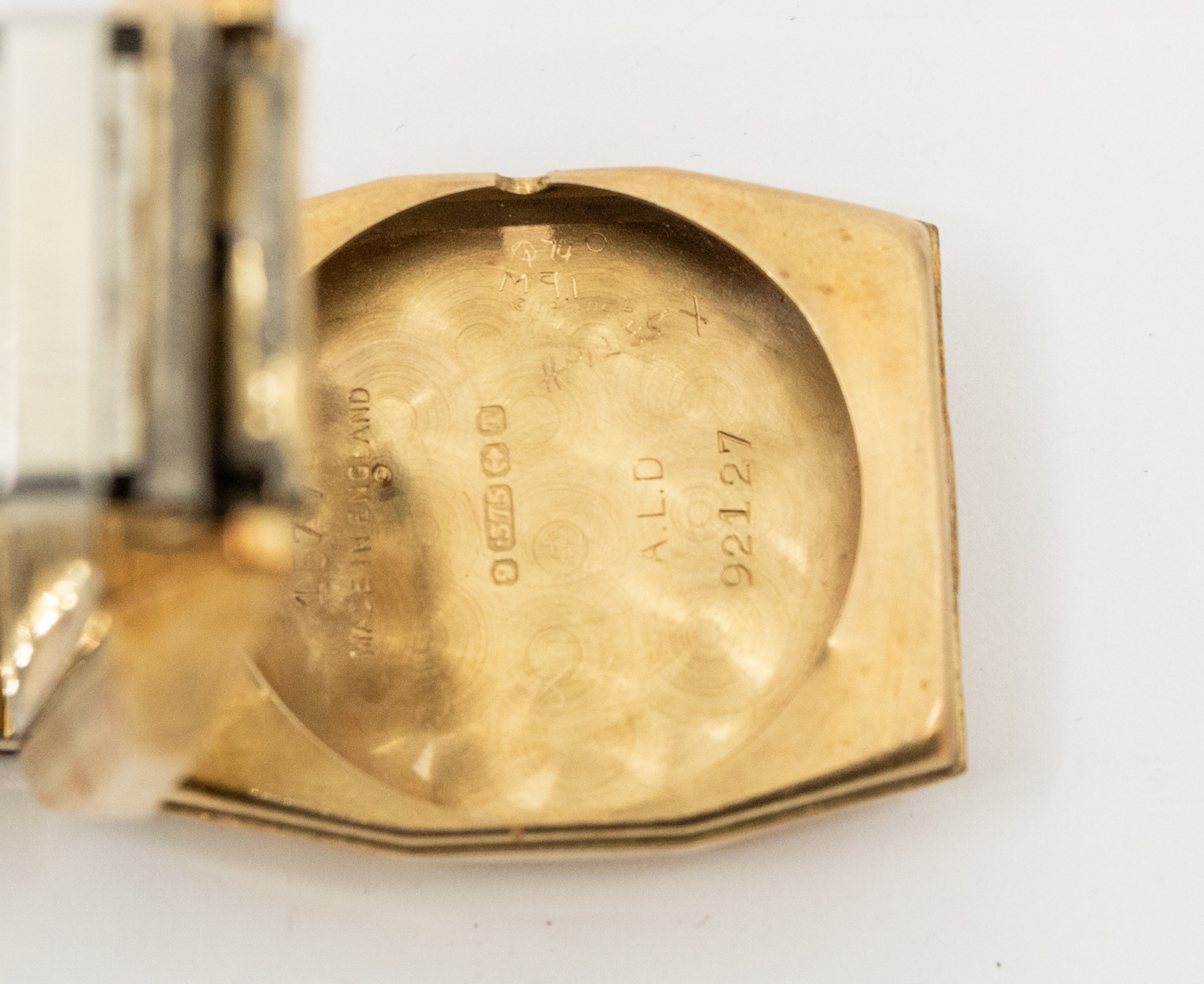 A J.W Benson 9ct gold cased gents 1930's wristwatch, comprising a rectangular champagne dial with - Image 2 of 4