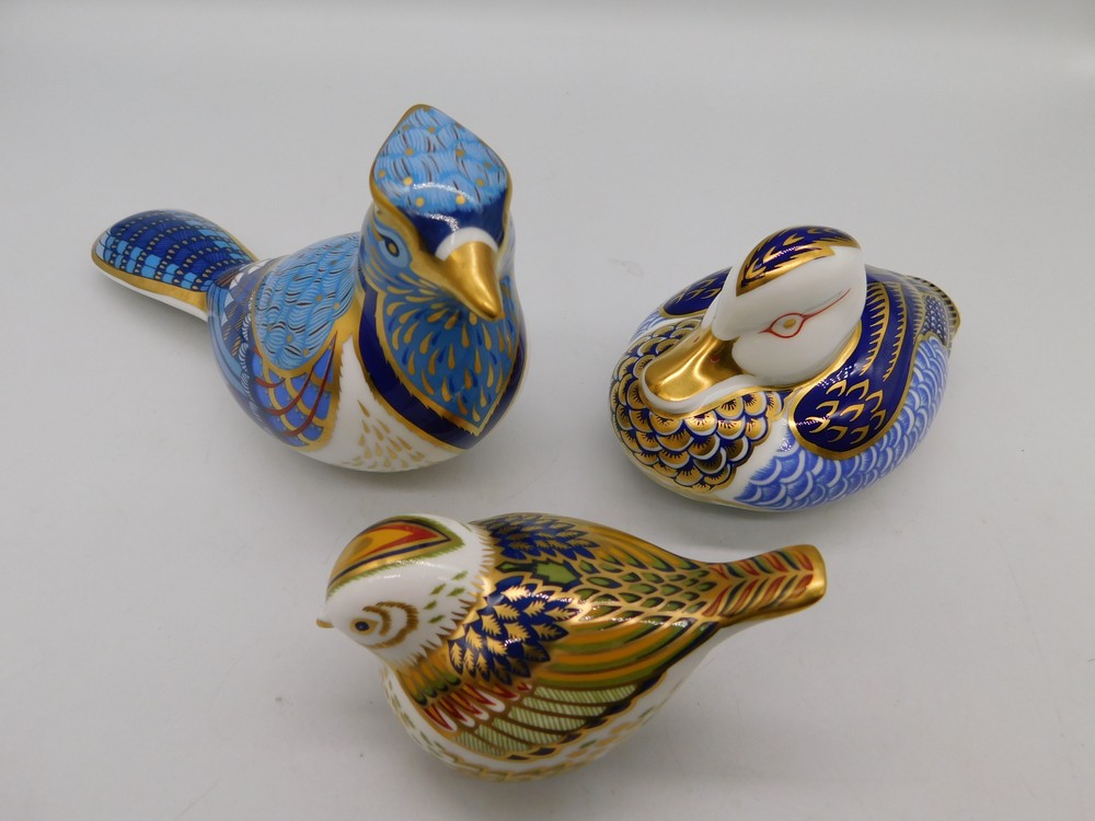 Royal Crown Derby paperweights - three boxed to include: a Blue Jay; Firecrest (Collectors Guild),