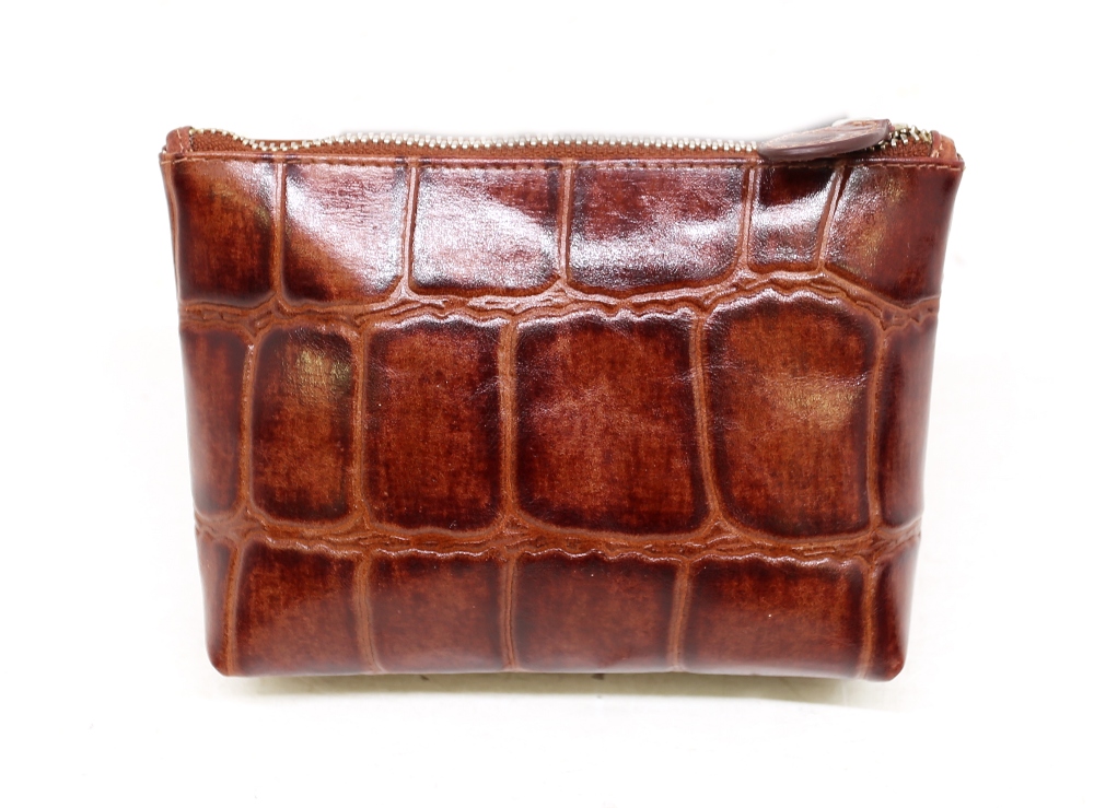 An Osprey of London leather make-up bag, useful as a purse, for small documents or even a mobile. - Image 4 of 5