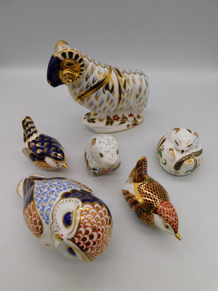 A collection of six Royal Crown Derby paperweights: 4 silver stopper including Ram, 1 no stopper and - Image 2 of 4