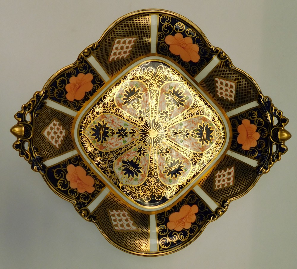 Royal Crown Derby early 20th Century lozenge shaped dish, 1128 imari, 1st qualit. - Image 2 of 3