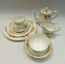 A Colclough pottery tea set consisting of tea pot, 6x cups and saucers, milk jug, sugar bowl, bowls,