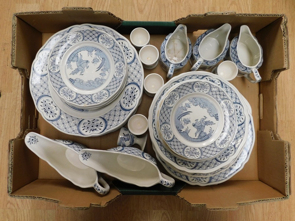 Old Chelsea blue and white tea/coffee and dinner service along with other china wares and glass - Image 2 of 5